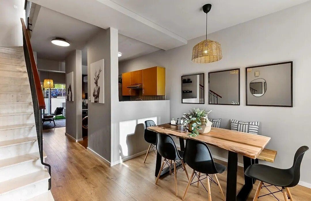 Вид Phaedrus Living: Modern Heights Luxury Townhouse 4*